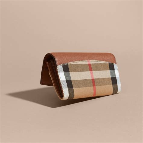 burberry wallets canada